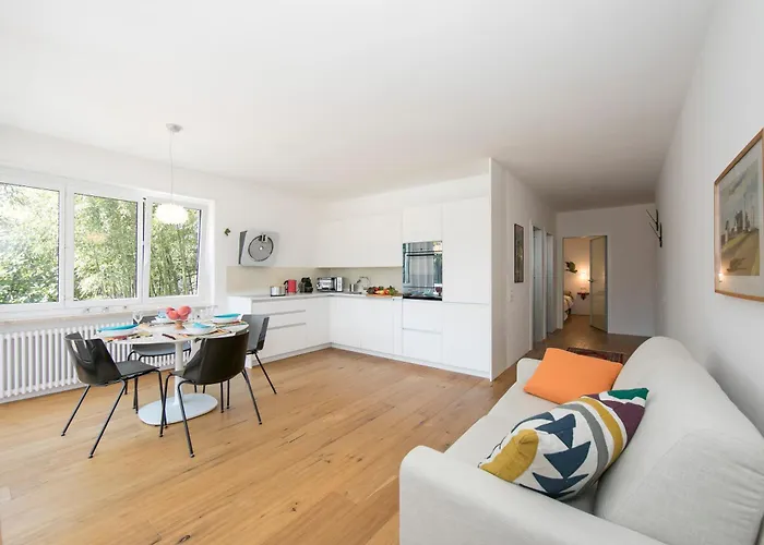 Charm - Happy * Ascona